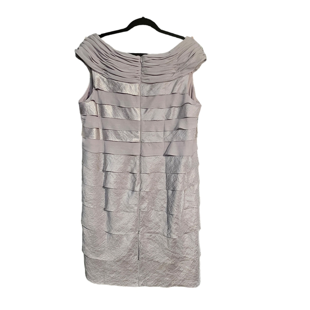 London Times Tiered Shutter Sheath Cocktail Silver Rosette Dress Size 18W - Picture 7 of 12